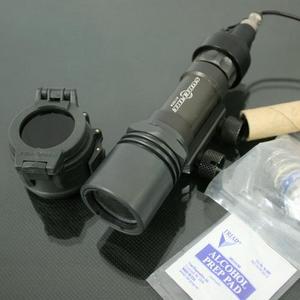 M951 SU06 TAC LIGHT 웨폰 라이트용 듀얼 스위치 FM65 필터 포함